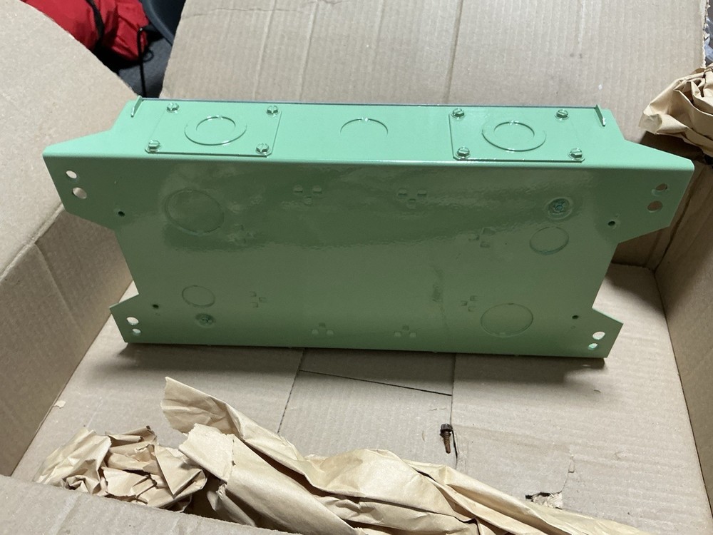 RFBA2R30OG RFBA Legrand Wiremold 2-G 3" RECTANGULAR COVER FLOOR Box