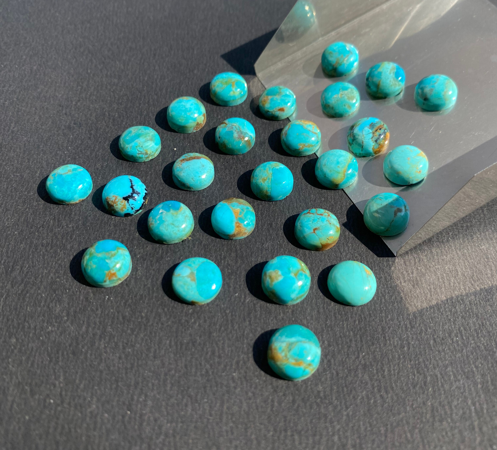 [WHOLESALE] BLUE MOHAVE TURQUOISE CABOCHON ROUND SHAPE LOOSE GEMSTONE