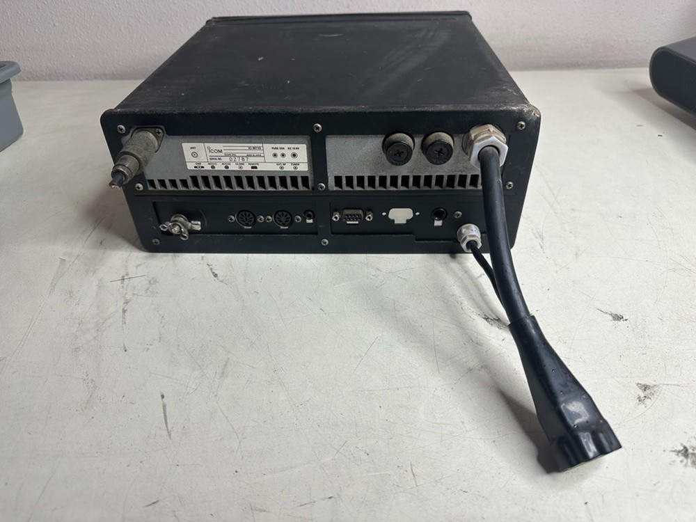 ICOM IC-M710 TRANSCEIVER FOR PARTS ONLY