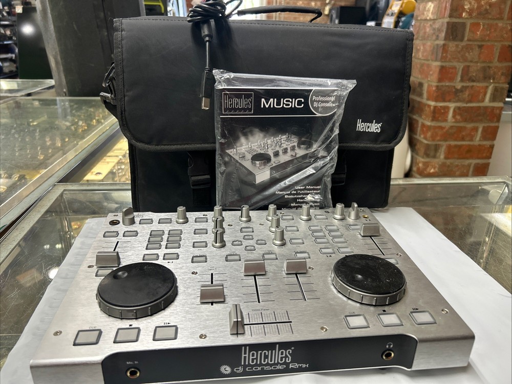 Hercules DJ Console Rmx - Mixer with case & usb cable