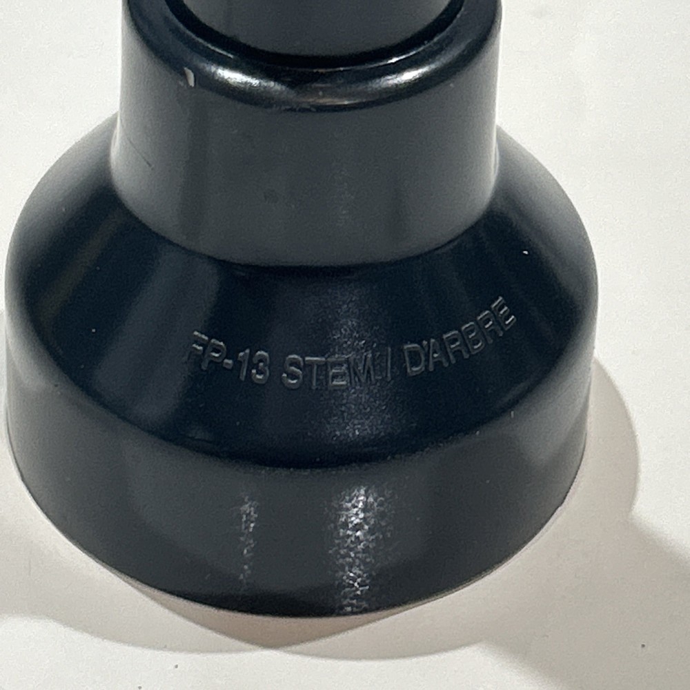 Cuisinart Food Processor Replacement Part FP 13 Center Stem