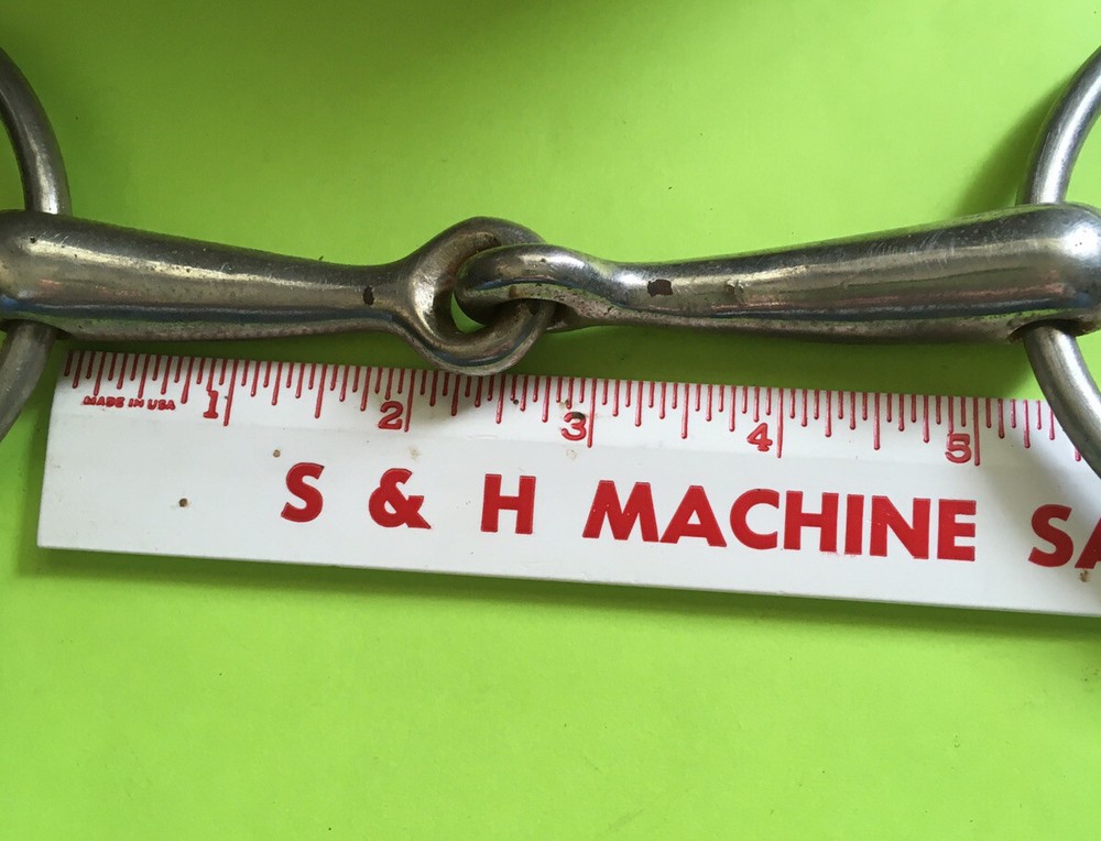 *PRE-OWNED* STAINLESS-LARGE RING SNAFFLE BIT-5 1/4" INSIDE WIDTH-FREE SHIPPING*