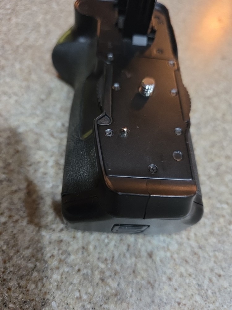 quality Battery Grip BP-550D for Canon EOS 550D