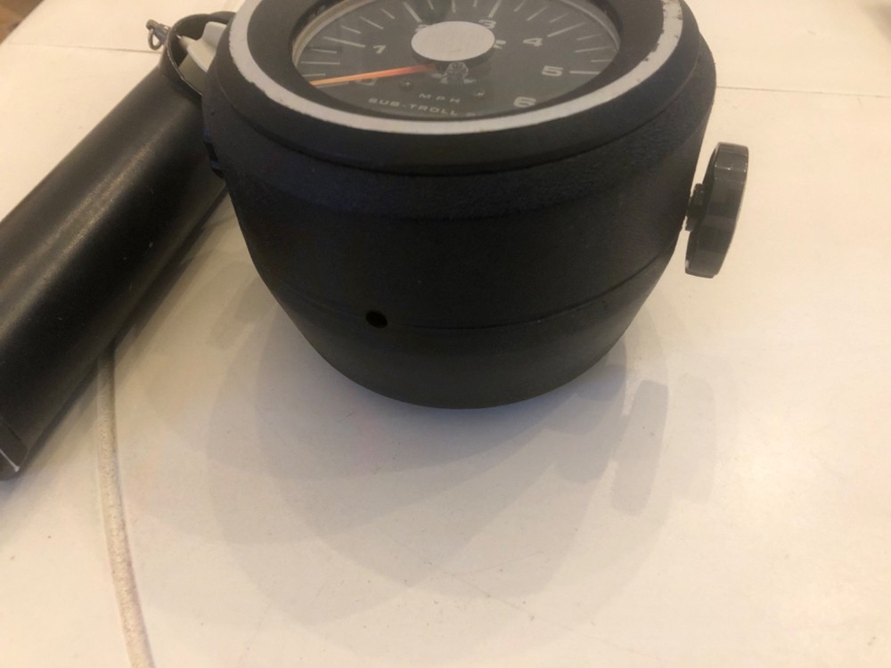 Moor Electronics Inc. Sub-Troll 900 + Probe
