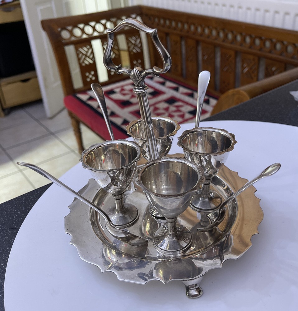 Walker & Hall Silver Plate Breakfast Egg Cup Set - Complete 9 Piece Set