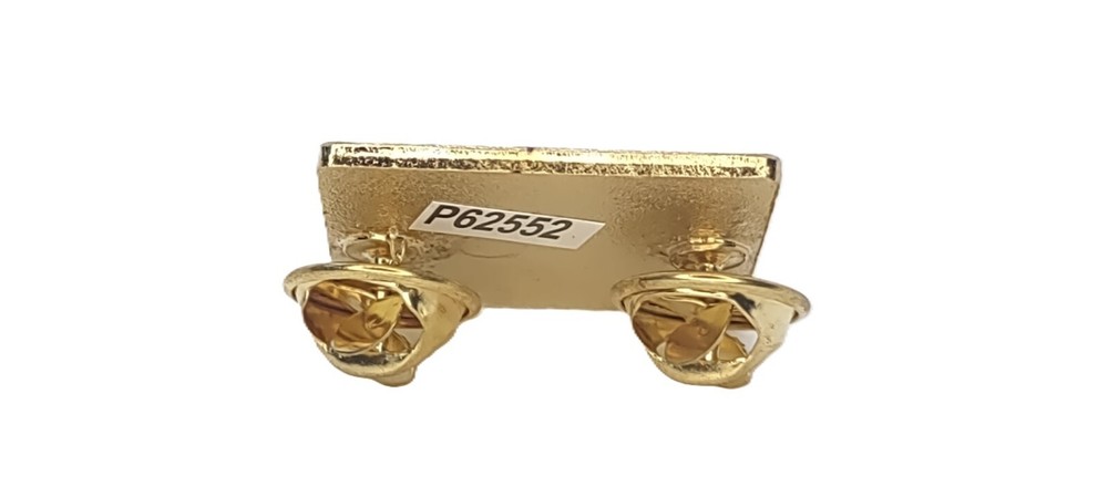 MASH 4077TH Unit 1-inch Lapel Pin P62552