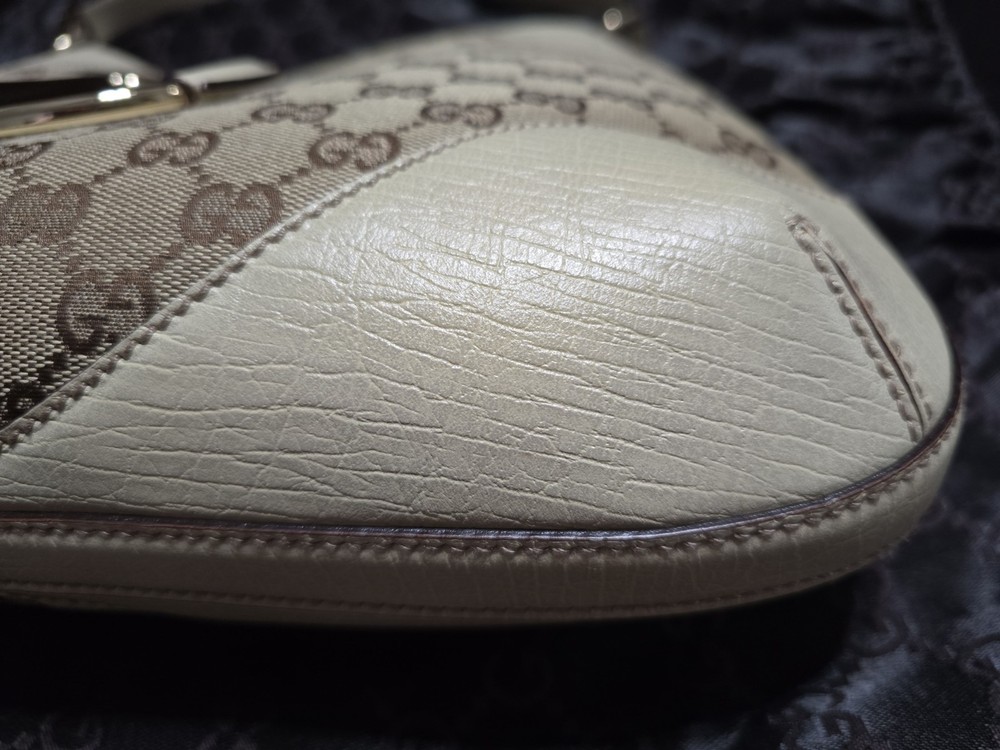 Gucci GG Pattern Shoulder Bag with Horsebit Accent