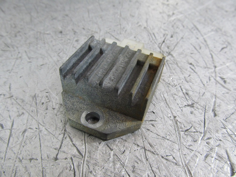 2001 YAMAHA BW 50 NG BOOSTER RECTIFIER REGULATOR