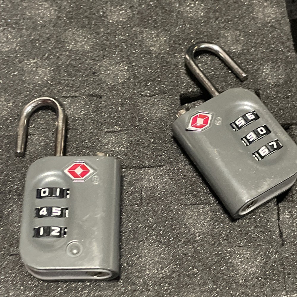 Redfield Molded Hard Pistol Case. With Two Locks. Very Nice