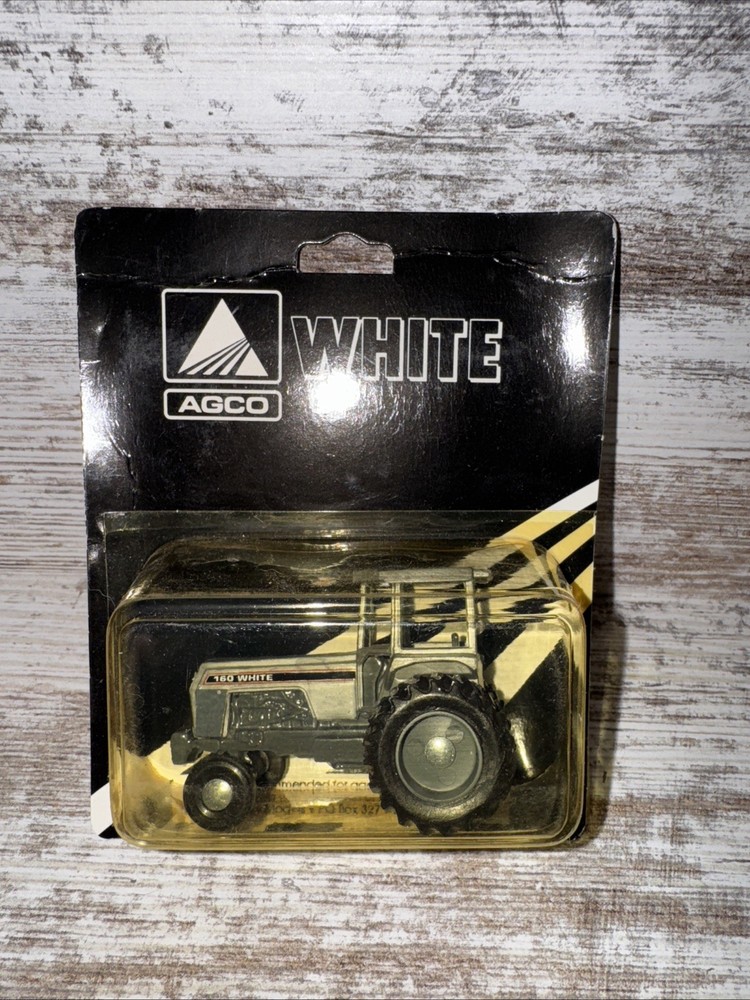 1/64th Scale White 160 Tractor 2wd  Scale Models Cab