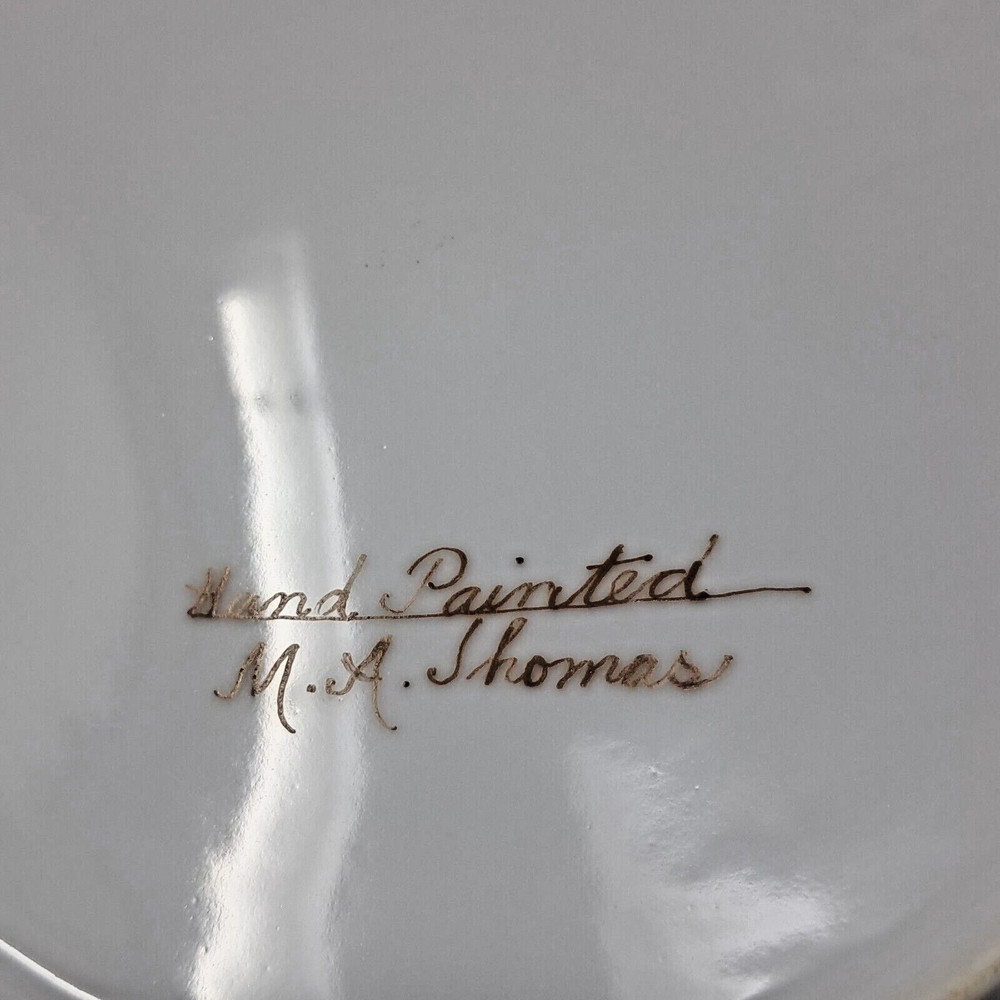 Daisy & Star pattern 8" Porcelain Plate hand painted by M. A. Thomas decorative