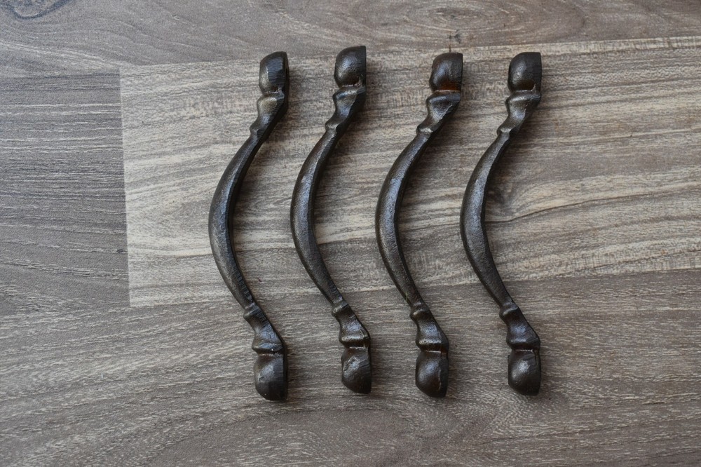 Handmade Victorian cast iron door cabinet screen handles pull rustic 4 Pic