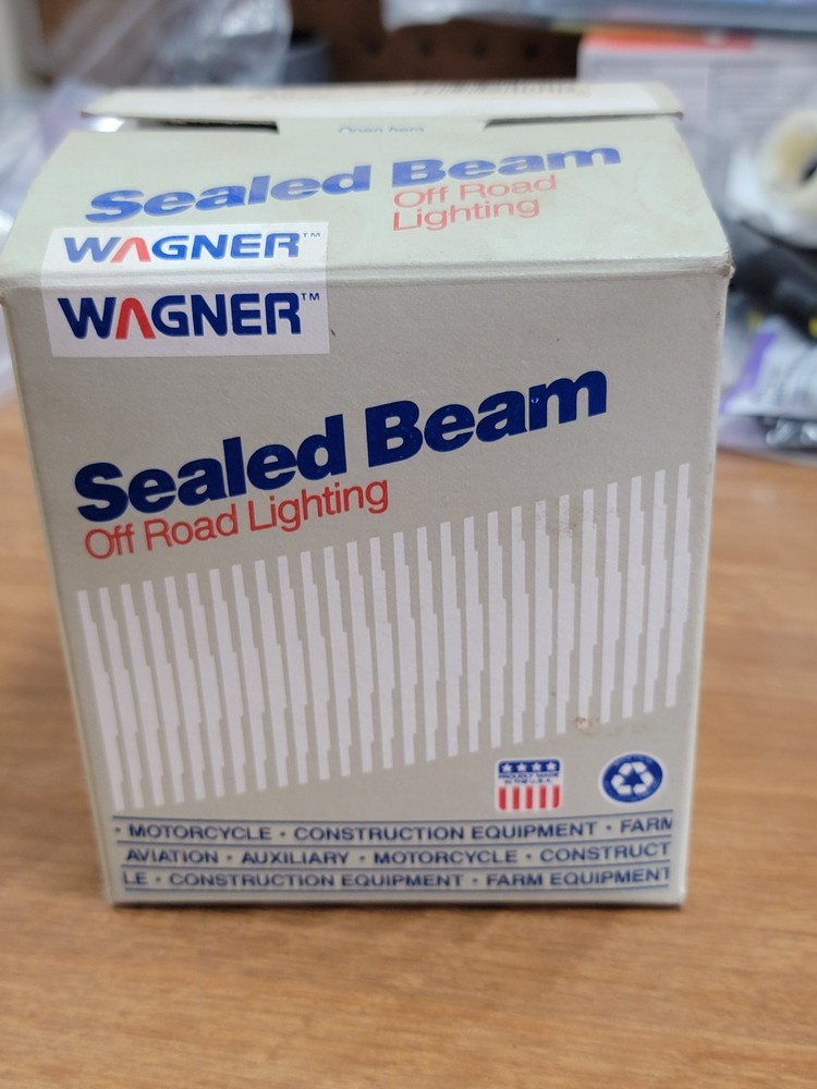 Wagner 13V Spotlight 4537-2 NOS. FreeShipL48