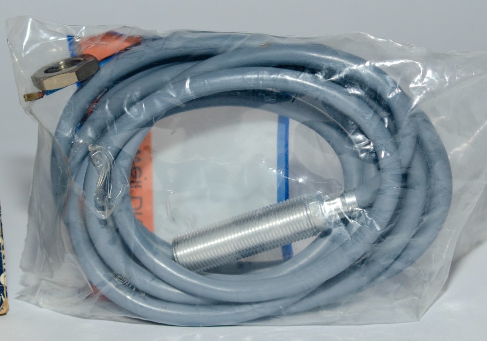 Honeywell Micro Switch Proximity Sensor (923AA2W-A7T)