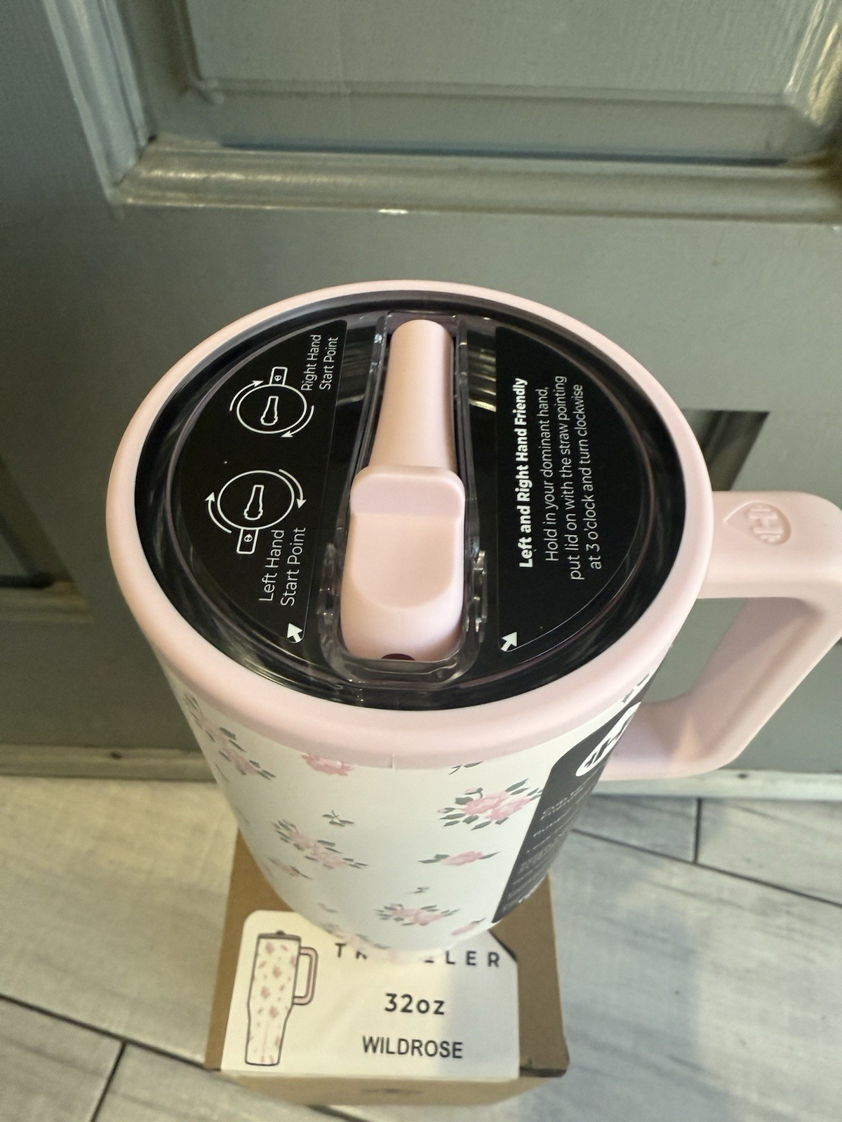 HydroJug Traveler 32 oz Wildrose