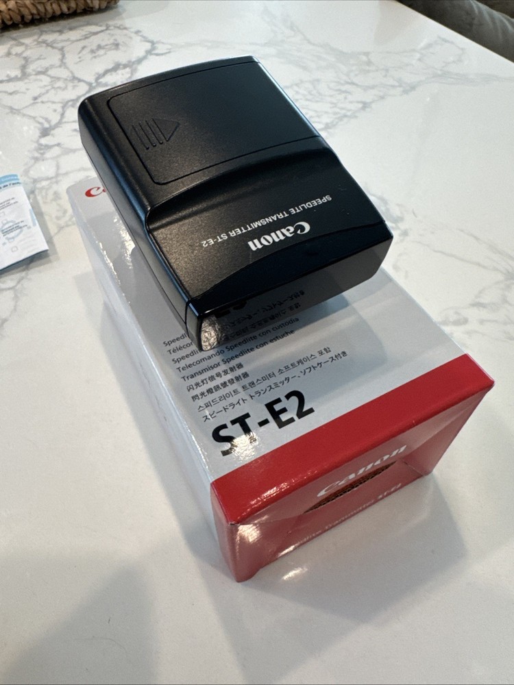 Canon ST-E2 IR Speedlite Transmitter