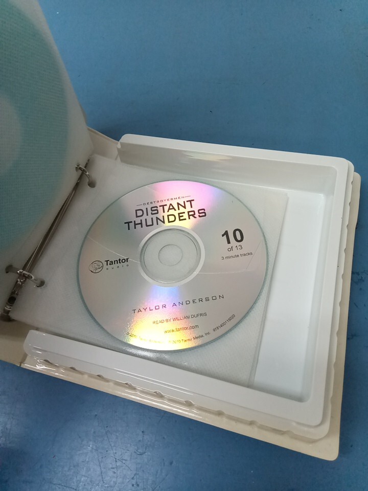 Distant Thunders : Destroyermen by Taylor Anderson (LL)