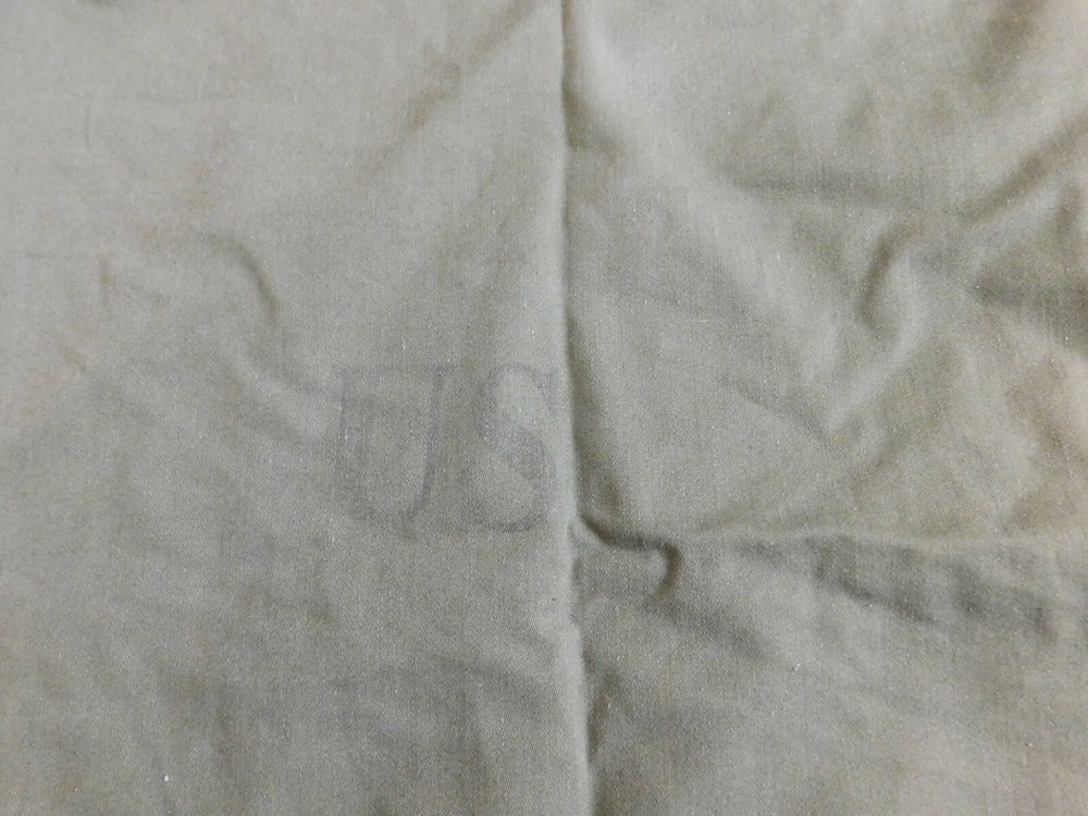 US MILITARY BARRACKS BAG