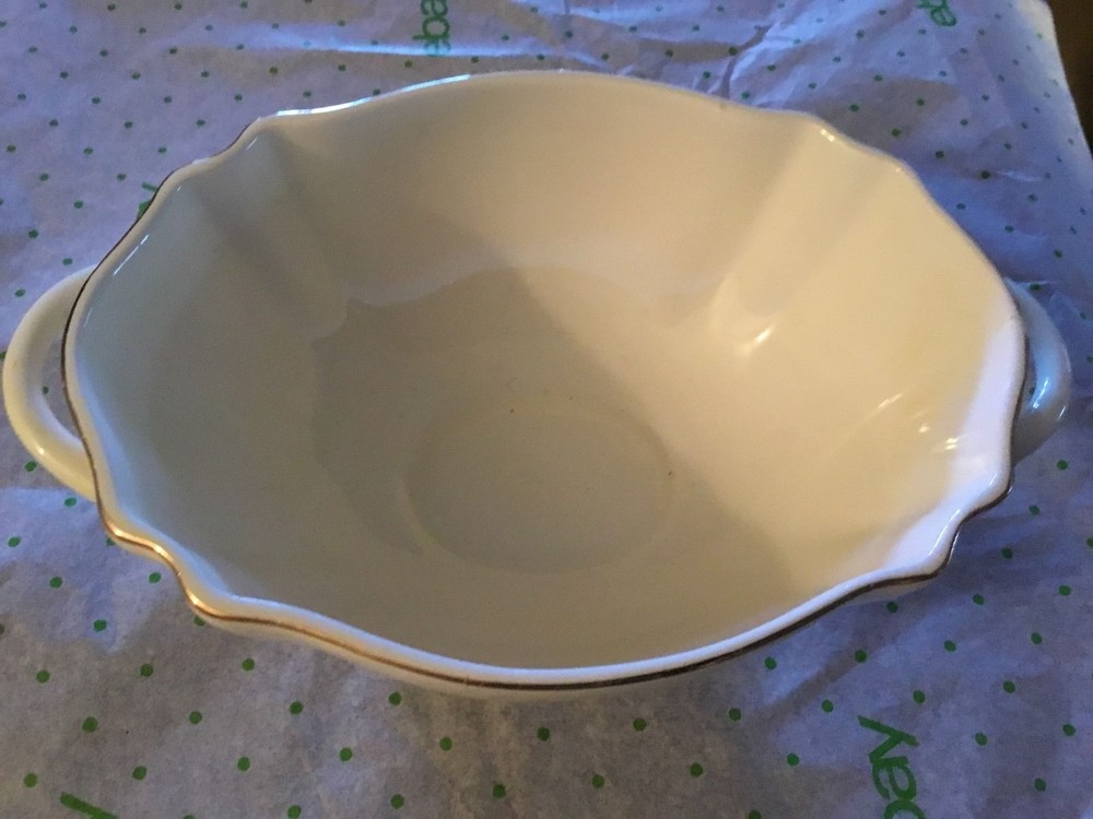 ceramic holiday planter
