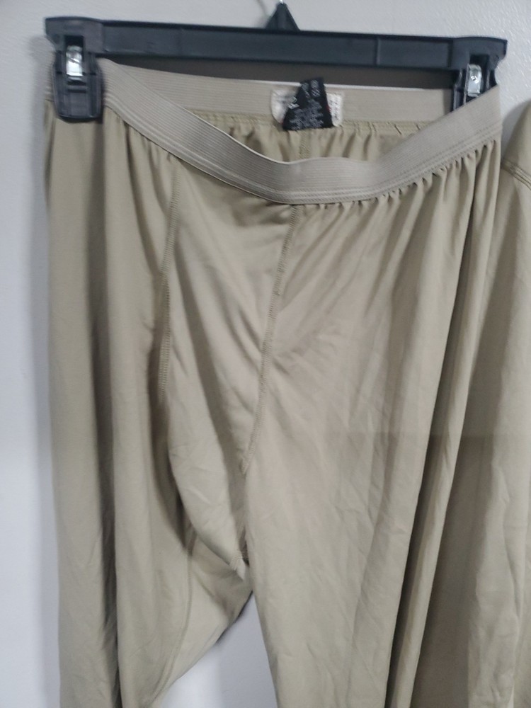 Medium Regular level 1 Silk Thermal Tan Pants & Top Set Sand Tan
