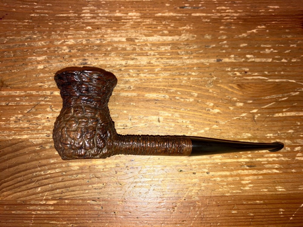Michaelangelo rusticated  estate pipe