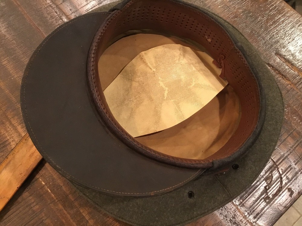 ORIGINAL WWII USMC ENLISTED VISOR CAP