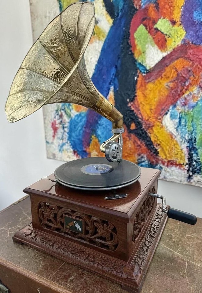 Antique Gramophone, Fully Functional Working Phonograph, win-up record player