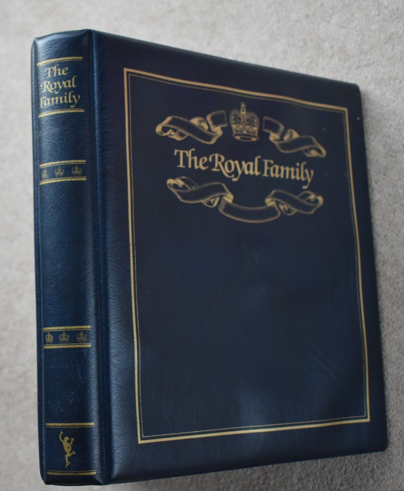 The Royal Family, Benson's Stamp Album, Blue, 3 Rings, Empty