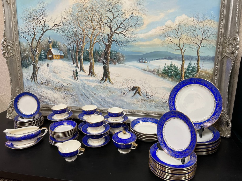 AMAZING 22kt Gold Dinnerware. 67 Pieces. Hand Painted