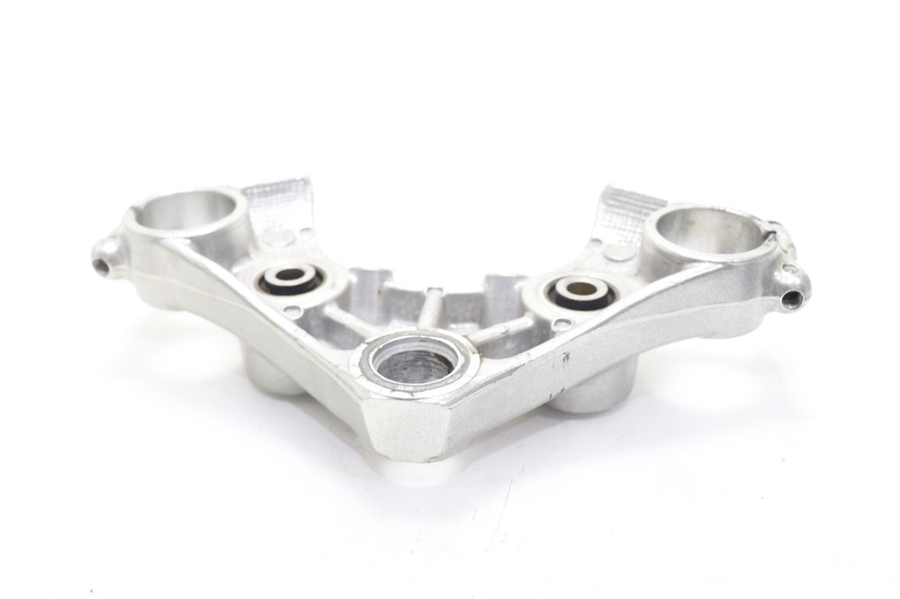 97 YAMAHA VIRAGO TOP UPPER TRIPLE TREE CLAMP
