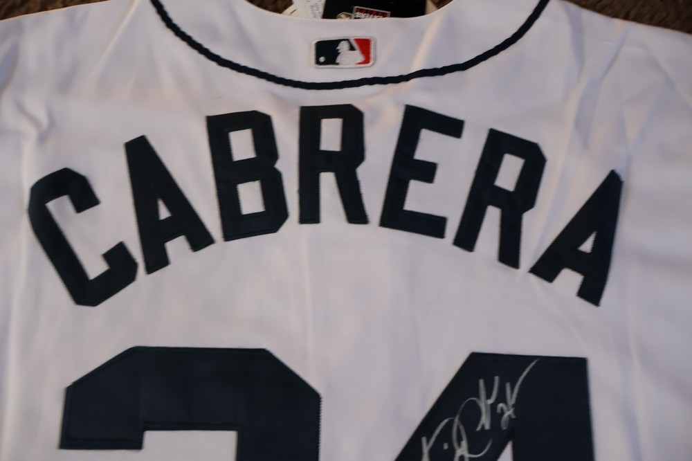 Miguel Cabrera 24 Autographed Signed Jersey COA