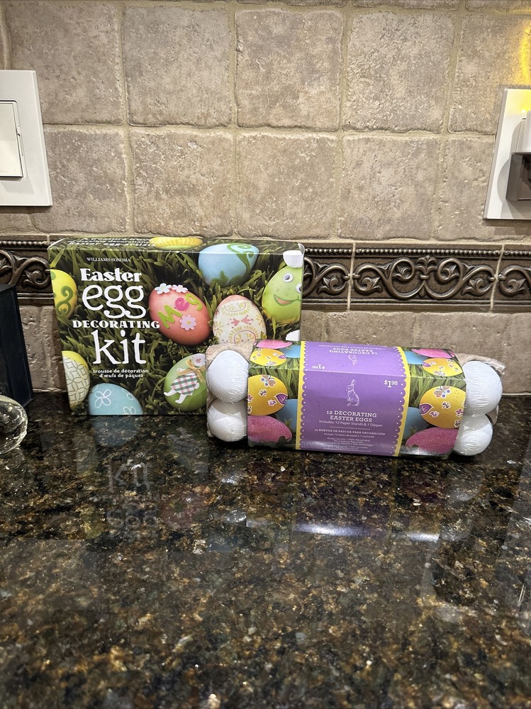 WILLIAMS SONOMA EASTER EGG DECORATING KIT & 12 DECORATING EASTER EGGS