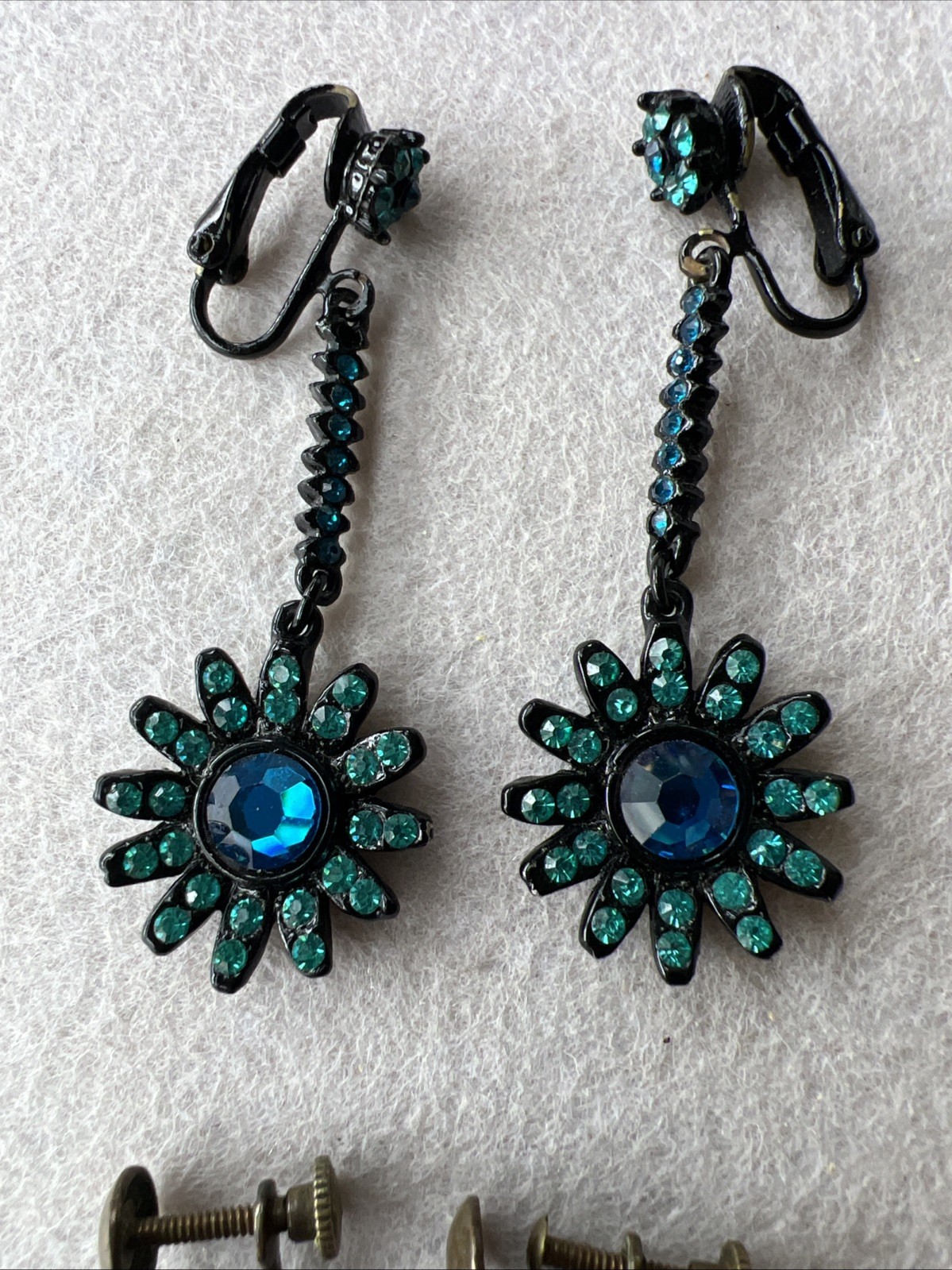 Vintage HIGH END COSTUME EARRING LOT - 13 Pair - Boucher, Trifari, Juliana +++!