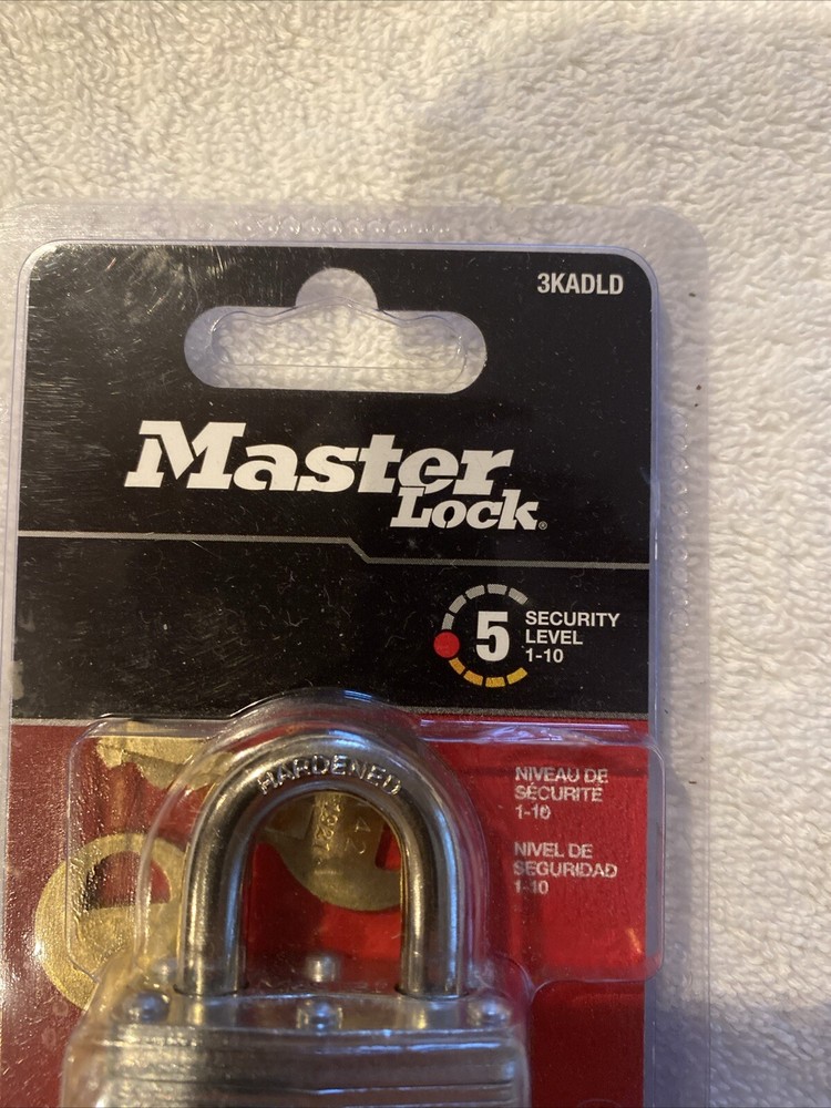 Master Lock New in package (997)