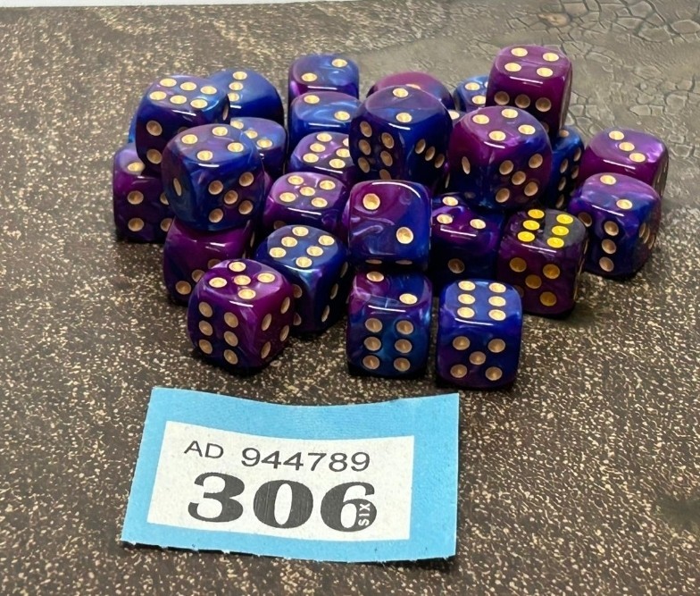 Ready To Roll Dice Pack 30x Marble Effect Dice New