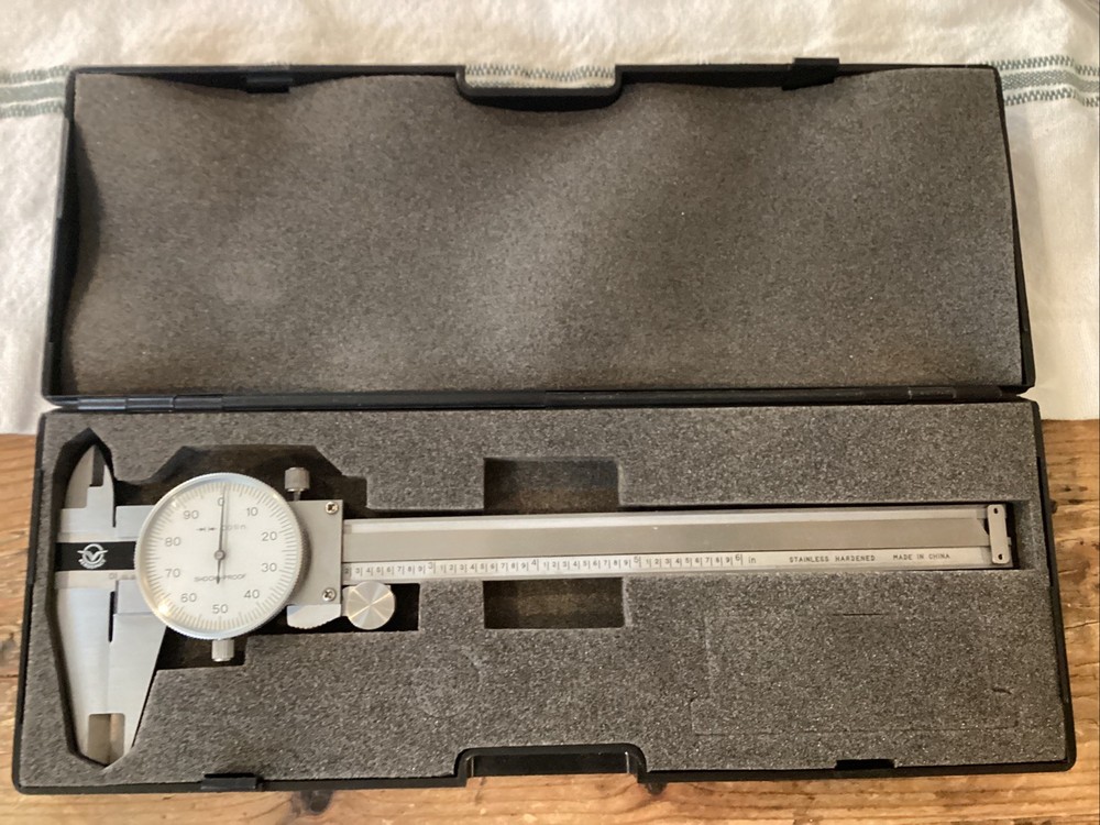 Aerospace Dial Caliper .001 8" w/ Case