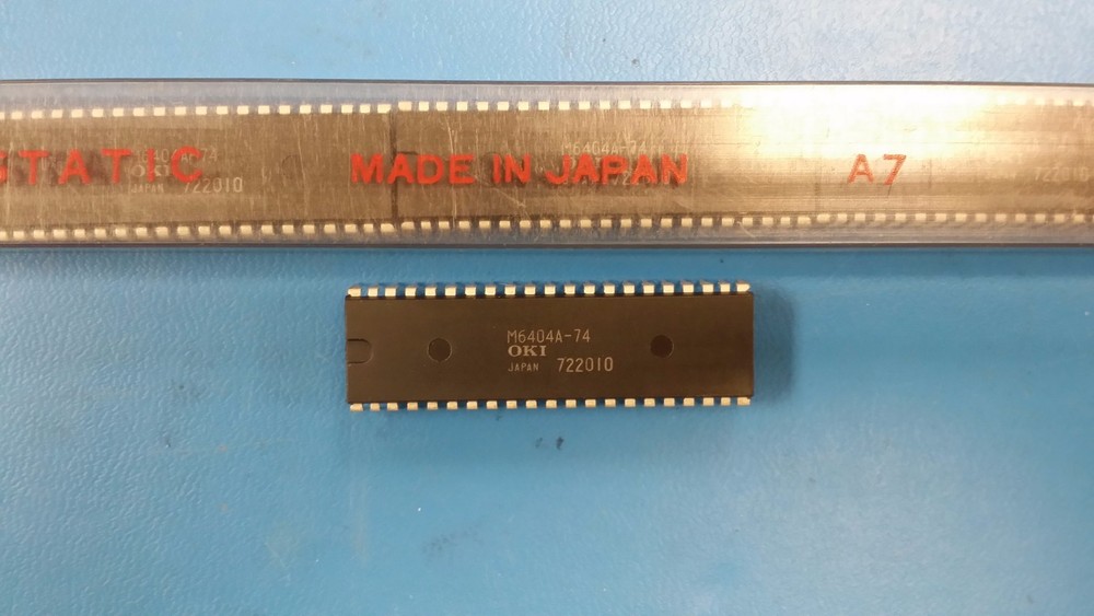(1 PC) MSM6404A-74 OKI 4-BIT, MROM, MICROCONTROLLER, PDIP42