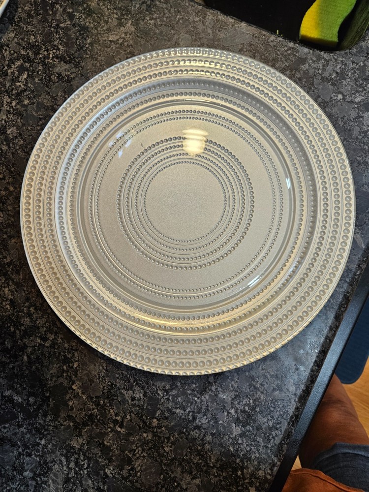 Pearl Dot Round Glass Charger - 14"
