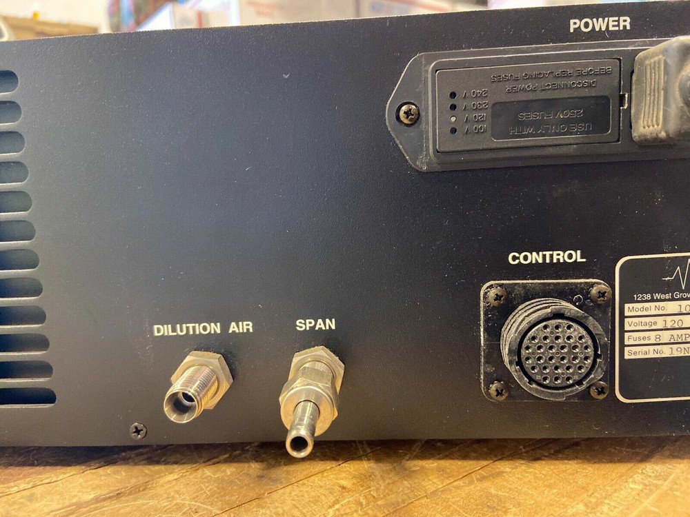 California Analytical Instruments Model 101 Diluter CAI