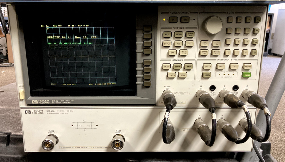 HP 8753C 300KHz -3GHz Network Analyzer w/ 85046A Opt 010, 002 For Parts