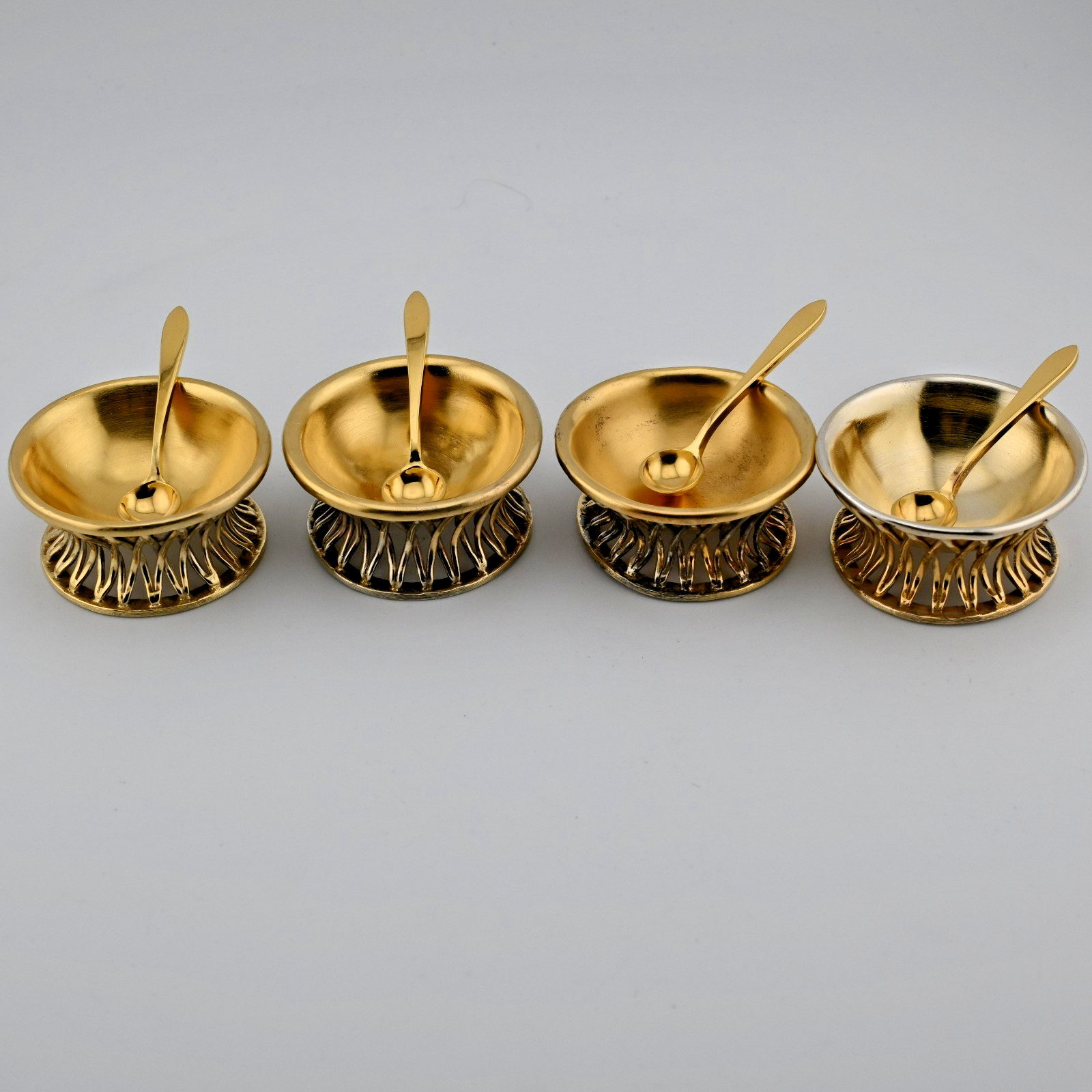 RARE 4 Tiffany & Co Sterling Silver Gilt Salt Cellars & Spoons Mexico 7.55ozt