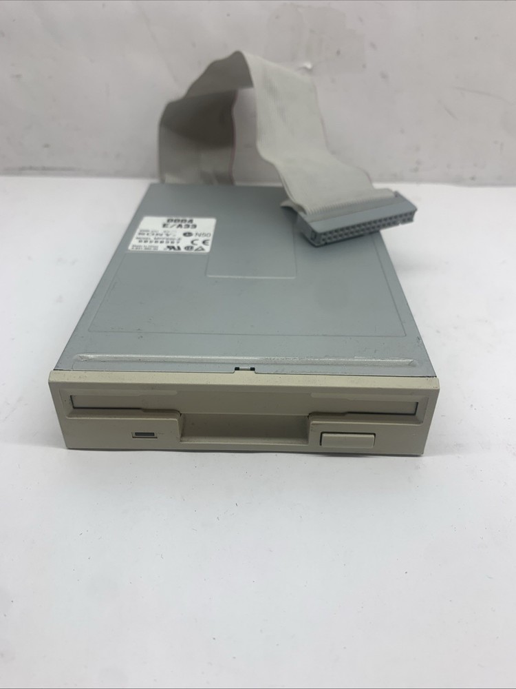Sony 1.44MB 3.5" IDE Floppy Disk Drive Beige Front Model: MPF920-E