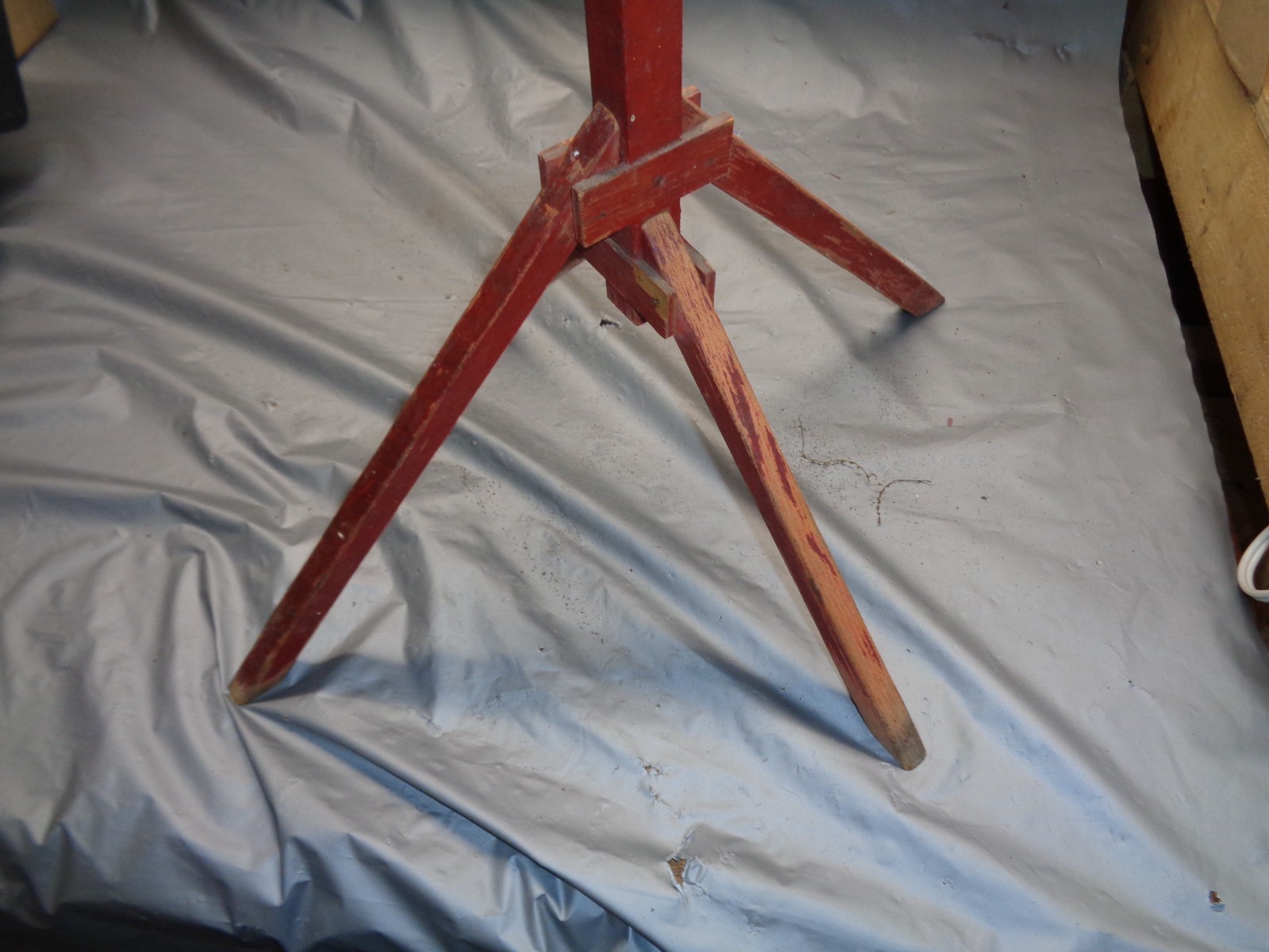 Antique Freestanding Collapsible Wood Clothes Laundry Drying Rack, 36" Diameter