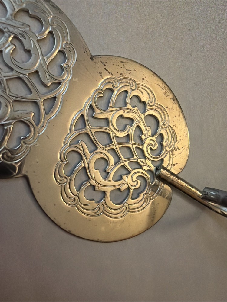 Antique Silver Plated Pie Cake Server with Finger Loop Rare