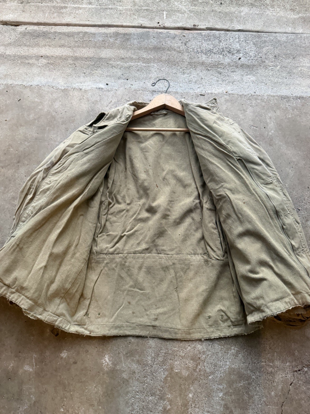 Vintage 1940s U.S. Army M41 Jacket OD Poplin Field Medium Olive Stencil Infantry