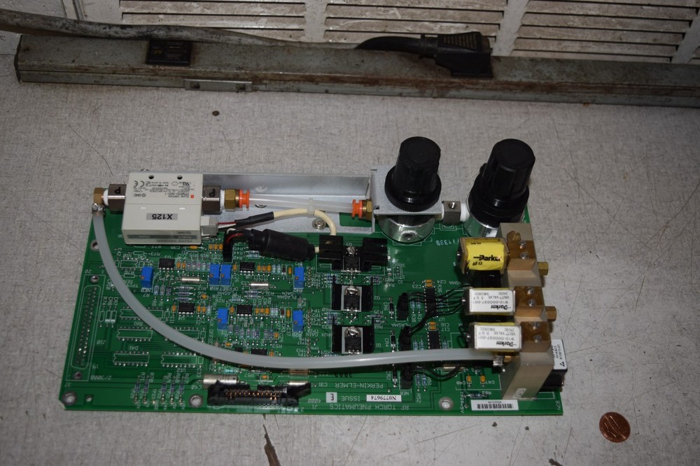 Perkin Elmer N0779674 RF Torch Pneumatics Issue E Board