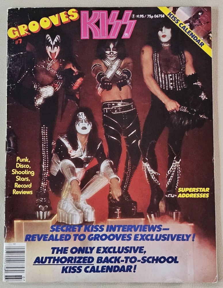 KISS GROOVES #7  MAGAZINE 1978 COMPLETE WITH KISS CALENDAR POSTER