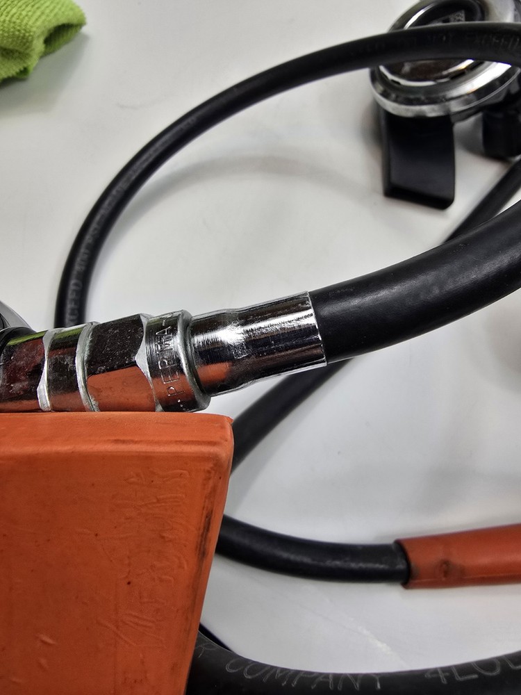 Ocean Dynamics Scuba Diving Regulator Set With Accessories Read