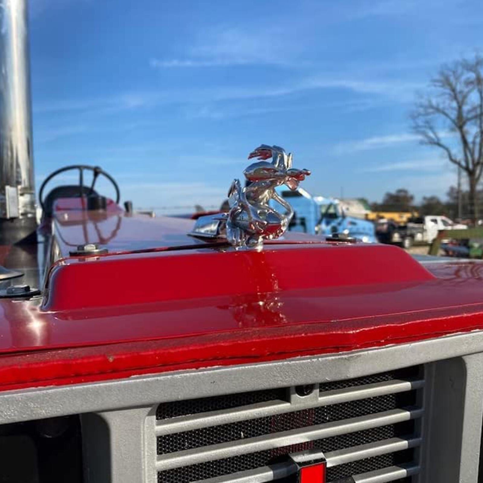 NEW Car Ornament Cartoon Rocket Rider Badge Mechanic Front Hood Decoration Auto