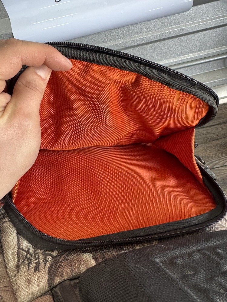 Klein Tools Camouflage Tool Backpack Polyester Padded Adjustable Handle Black